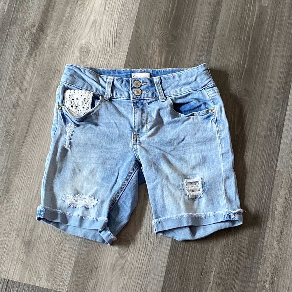 | So Shorts , Ripped shorts and pocket design | Size :12 |